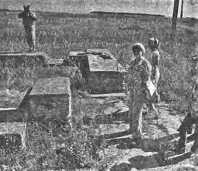 Рис 125 Обход вокруг креста Кроме того вокруг Билярской Каабы можно - фото 125