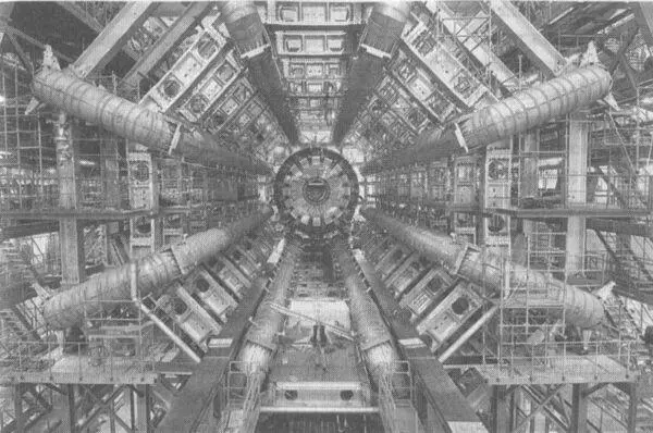 Рис 122Эксперименты на Большом адронном коллайдере в лаборатории ЦЕРНа в - фото 78