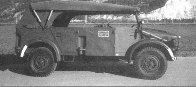 Horch 108 Тур 40 На снимках складная брезентовая крыша полностью развернута - фото 25