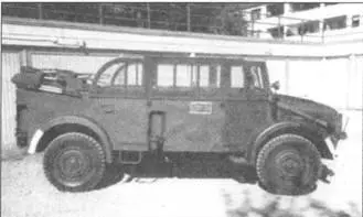 Horch 108 Тур 40 На снимке боковые окна установлены и зафиксированы зажимами - фото 27