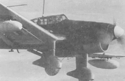 Первой бомбардировщики Ju87Rl получила базировавшаяся в Норвегии IStG 1 - фото 96