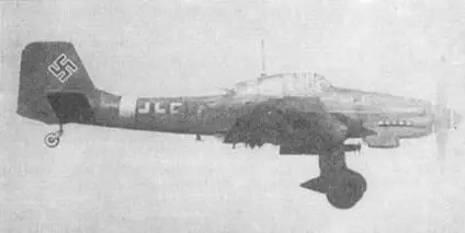 Ju 87 D1 был совершенно новым самолетом с увеличившимися бомбовой нагрузкой - фото 67