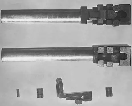Запирание канала ствола чехословацкого пистолета происходило при помощи двух - фото 4