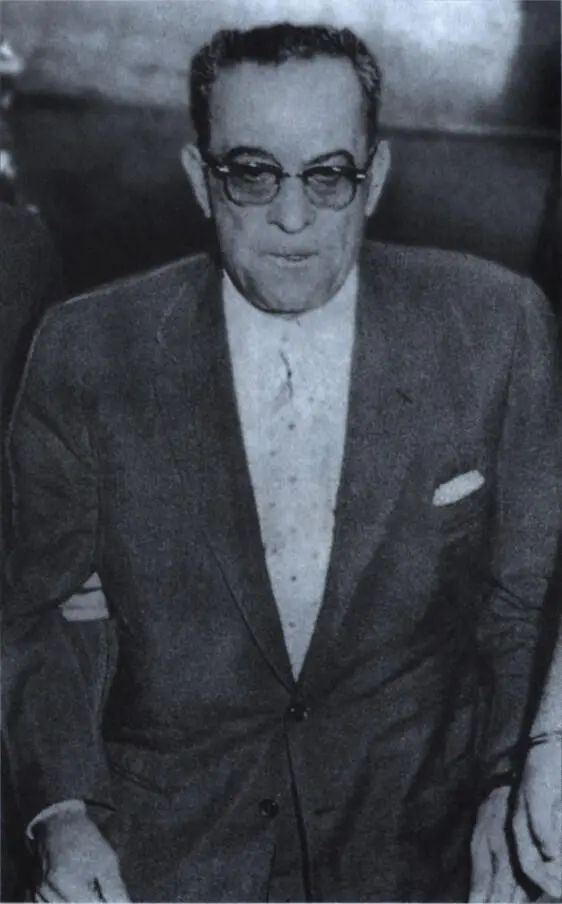 Вито Дженовезе в федеральном суде 8 июня 1958 года Об авторе Артем - фото 9