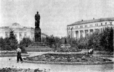 В центре города Дзержинска Дзержинск бывшее Черноречье приокский город - фото 5