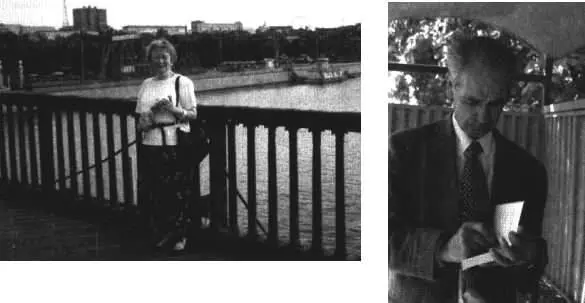 Соня Богатырева в Москве летом 2003 г Фотография Б Мансурова Б Мансуров - фото 54