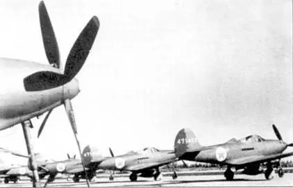 Аэродром завода фирмы Белл в Буффалло шт НьюЙорк Снимок 1944 г Истребители - фото 93