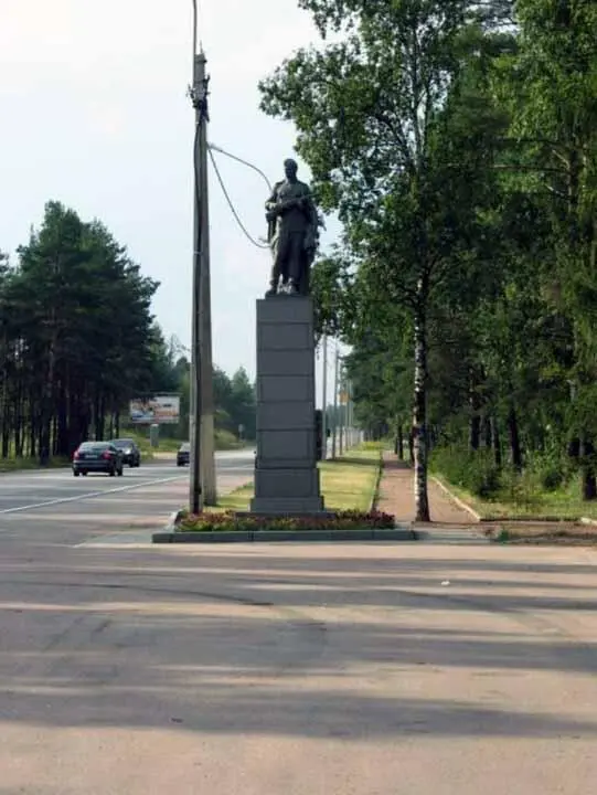 Мемориал на 4м километре Ленинградского шоссе Под залпы прощального салюта - фото 28