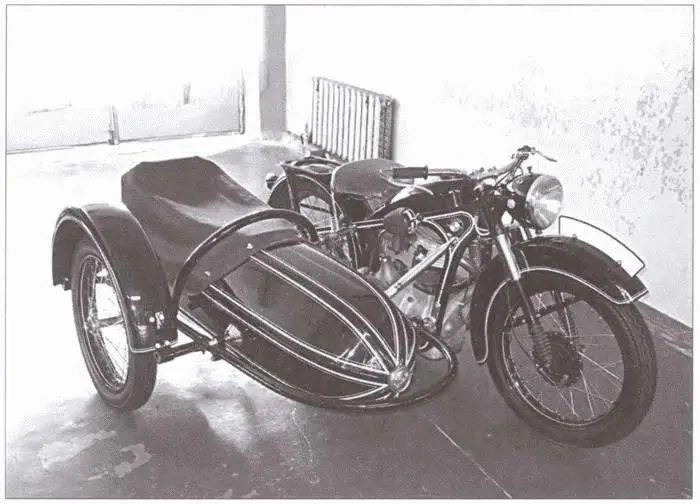 Мотоцикл BMW R35 на таком трофее автора катал его дядя Государственный - фото 60