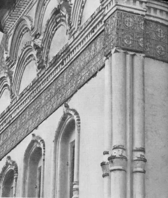 120 Церковь Всемилостивого Спаса Фрагмент Рядом с храмом Успения с северной - фото 126