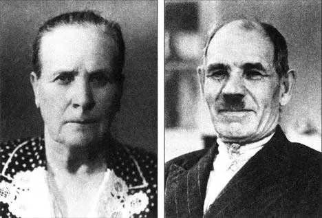 Родители Домна Ивановна и Ефим Терентьевич Владимир Семичастный ученик 4 - фото 4