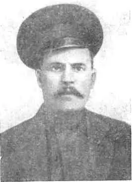 К С Калинин Алексей Денисов и Григорий Десятов повели свои сотни вперед на - фото 18