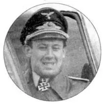 Капитан Гипс Штолльнбергер командир 6SchlG I в дни битвы на Курской Дуге Во - фото 45