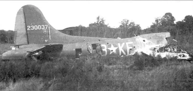 Один из пяти сбитых 26 июня 1943 г над Виллакубле бомбардировщиков В17 из - фото 93