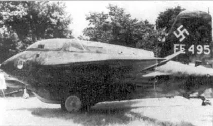 Захваченный американцами Me 163 получил бортовой номер FE 496 Выставка - фото 82