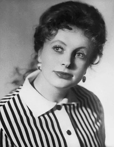 Алла Ларионова О том что Ларионова и Рыбников поженились не писали в газетах - фото 107