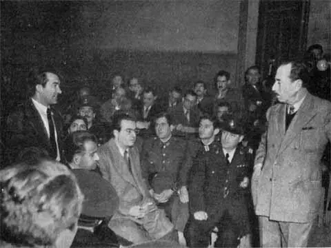 Белояннис уличает начальника полиции Процесс 29ти 1952 г Выступление - фото 34