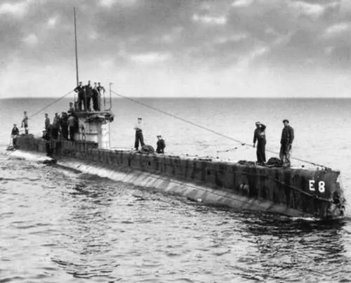 Подводная лодка Е8 Подводная лодка Змея Аттестат о присвоении А И - фото 15