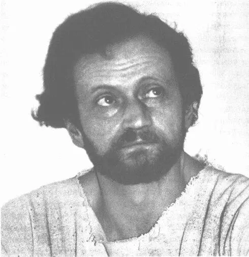 Эмка в спектакле Действо Постановка Игоря Васильева начало 70х Ведь Эмка - фото 88