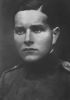 Карл Том из Jasta 21 записал на свой боевой счет 27 самолетов союзников и был - фото 173