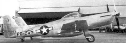 Два снимки первого P82E 46255 На киле видна цифра 1 15 января 1944 - фото 114