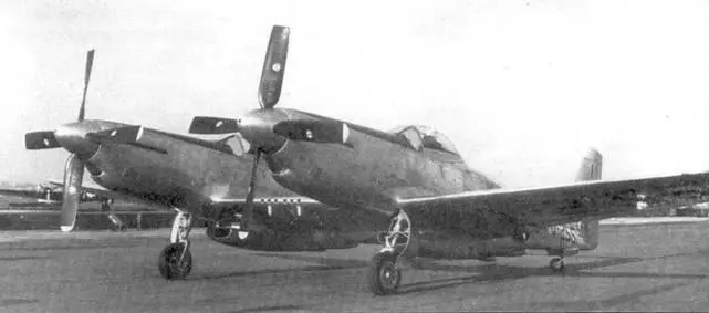 Два снимки первого P82E 46255 На киле видна цифра 1 15 января 1944 - фото 115
