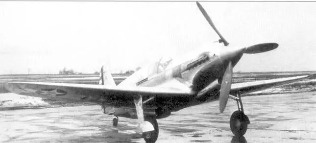 Четыре снимка ХР46 Поставки P40 в СССР прекратились в декабре 1944 года - фото 114