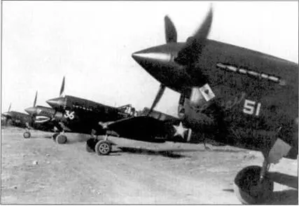 Шеренга Р40Е из 49th FG 5th AF 1943 год У одного из самолетов на носу - фото 26