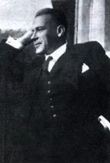 Михаил Булгаков в апреле 1935 года Генерал Эйзенхауэр и майор Буллит на - фото 32