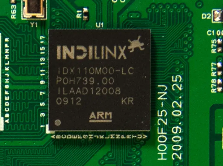 Плата одного из первых SSD на контроллере Indilinx OCZ Vertex 30G фото - фото 31