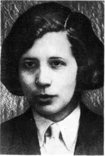 Клавдия Семеновна Рубцова 1941 год Обложка книги Письма к Клавдии - фото 25