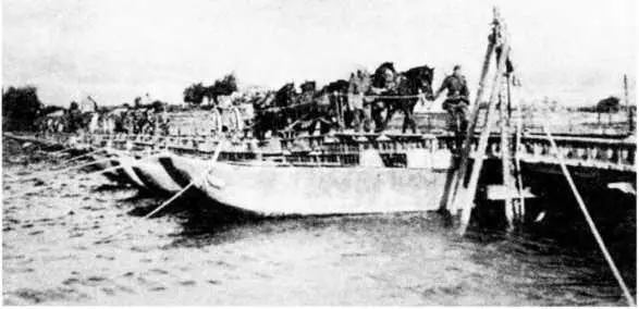 Переправа через реку Мемель в районе Вилькия 25 июня 1941 года Наши летят - фото 5