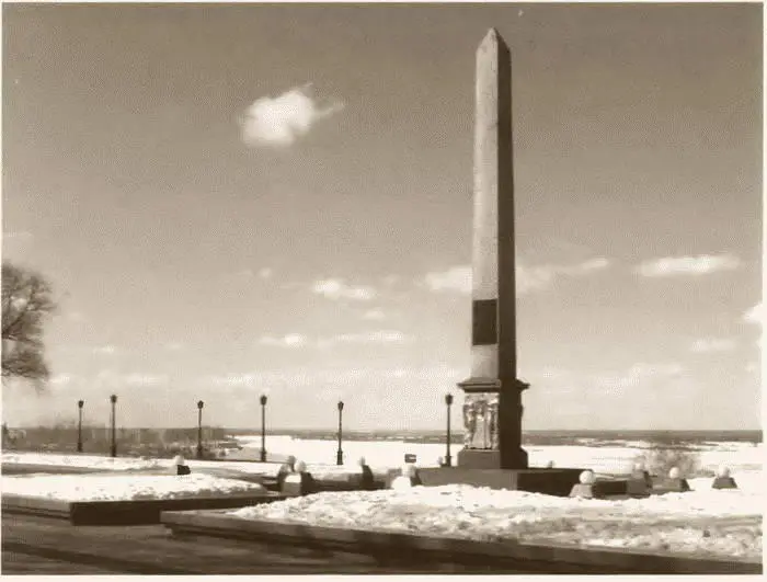Обелиск Минину и Пожарскому в Нижнем Новгороде Фото автора Мавзолей - фото 72