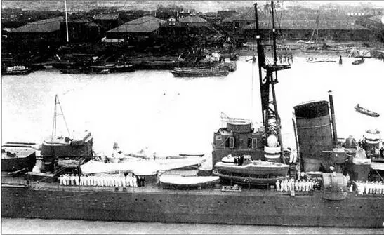Миоко в Шанхае 1933 г Видна единственная катапульта Куре сики I го - фото 39