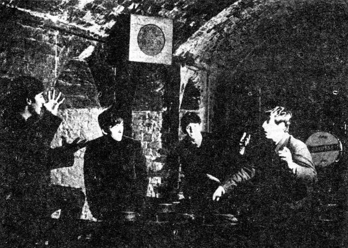 Воспоминание о прошедших временах Битлз1963 в ливерпульском Кэвенклабе - фото 18