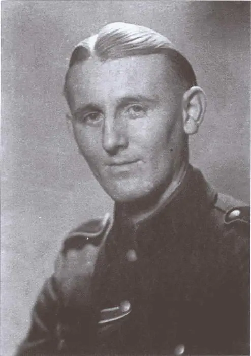 Военнослужащий формирования Дирлевангера Не ранее 1943 г Эсэсовцы - фото 38