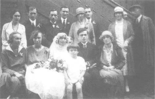 Свадьба Родзевича 1926 г К Б Родзевич и М С Булгакова в день свадьбы - фото 31
