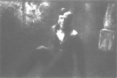 Кадр из французского фильма La Madone des sleepings 1927 С Эфрон в роли - фото 26