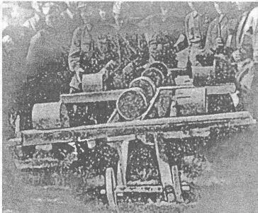 Минакрокодил конструкции полковника Толкушина снимок 1920х годов - фото 21