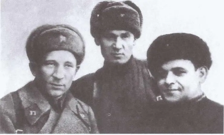 Бойцы и командиры 343й стрелковой дивизии слева направо начальник - фото 41