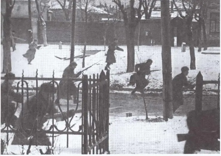 Бой на Пушкинской улице 29 ноября 1941 г Бой на Театральной площади 29 - фото 73