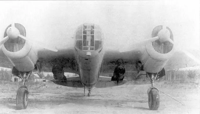 СБ2М103 серийный 183 эталон 1938 г с двумя 500 кг бомбами на внешней - фото 35
