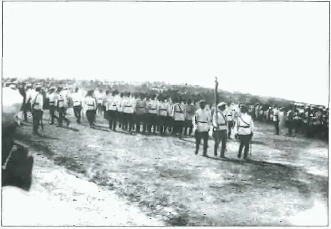 Парад войск в Галлиполи 1921 г Выступление офицерской гимнастической - фото 19