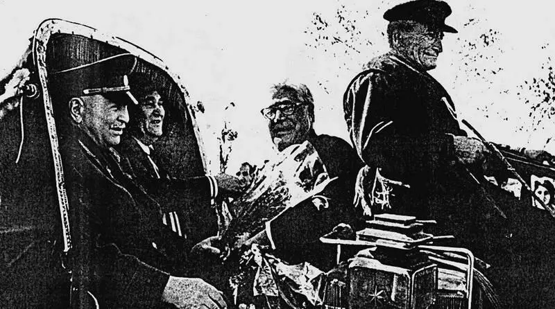 Баграмян Луконин и Сурков в Ленинакане Иван Христофорович встречался с - фото 54