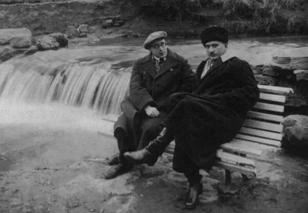 Алибек ТахоГоди и Роман Фатуев Кисловодск 1936 Гуниб скала Спящая - фото 30