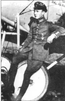 Алоиз Хелдман вступил в Jasta 10 в ноябре 1916 г Он воевал в 10м стаффеле до - фото 40