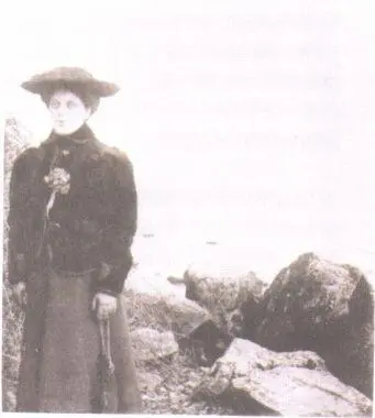 Камилла Горвиц в горах 1914 г В 1915 году пока Янина Морткович - фото 121