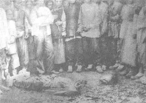 Казнённый хунхуз Казнь хунхузов в Маньчжурии Китайская фанза в Уссур - фото 11