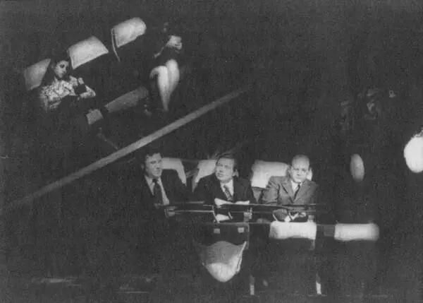 Пристегните ремни 1975 Бенефис 1973 А в процессе работы у меня родилась - фото 110