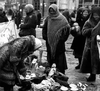 Чемодан бери Это картон прессованный кирпич упадет ничего не будет В - фото 11
